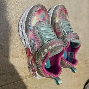 Sketchers shiny light-up sneakers